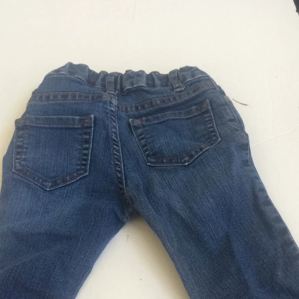 FINAL MARKDOWN The children’s place bootcut jeans 3t